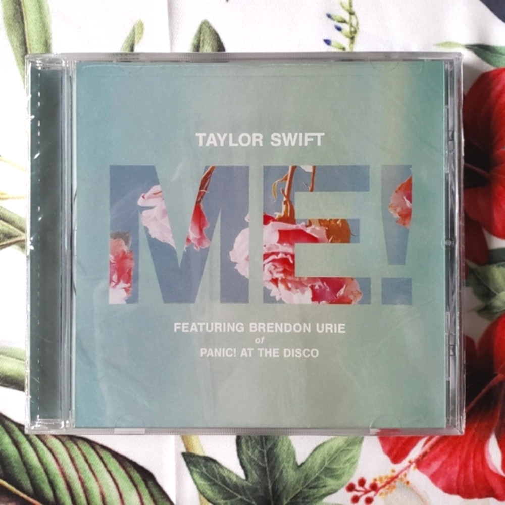 Taylor Swift Me! CD single official store exclusive